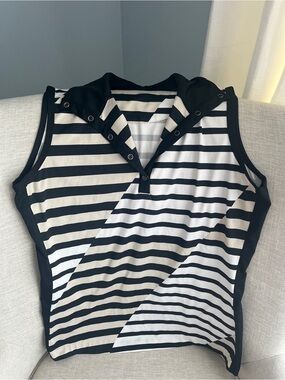 Tail Performance Sleeveless Striped Golf Polo Shirt Size Small